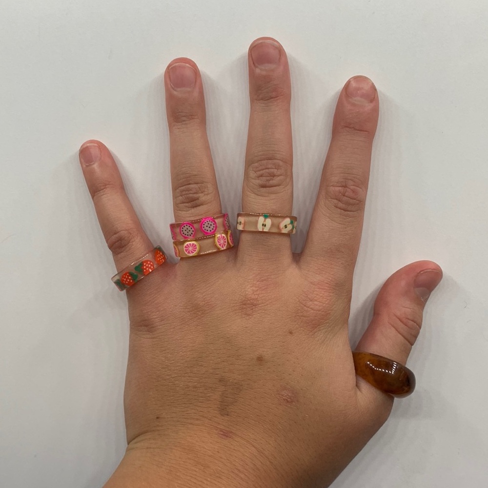 Plastic fruit ring set!